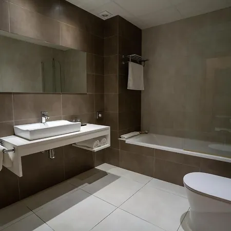 فندق & Golden Barcelona 4*