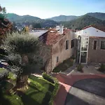 & Golden Barcelona 巴尔罗马内斯